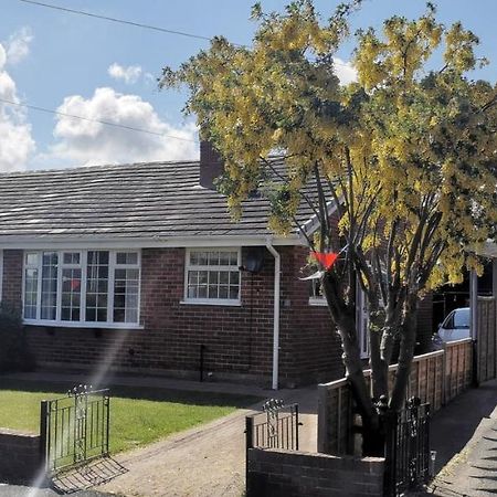 Spring Gardens Holiday Bungalow Cayton Exterior foto